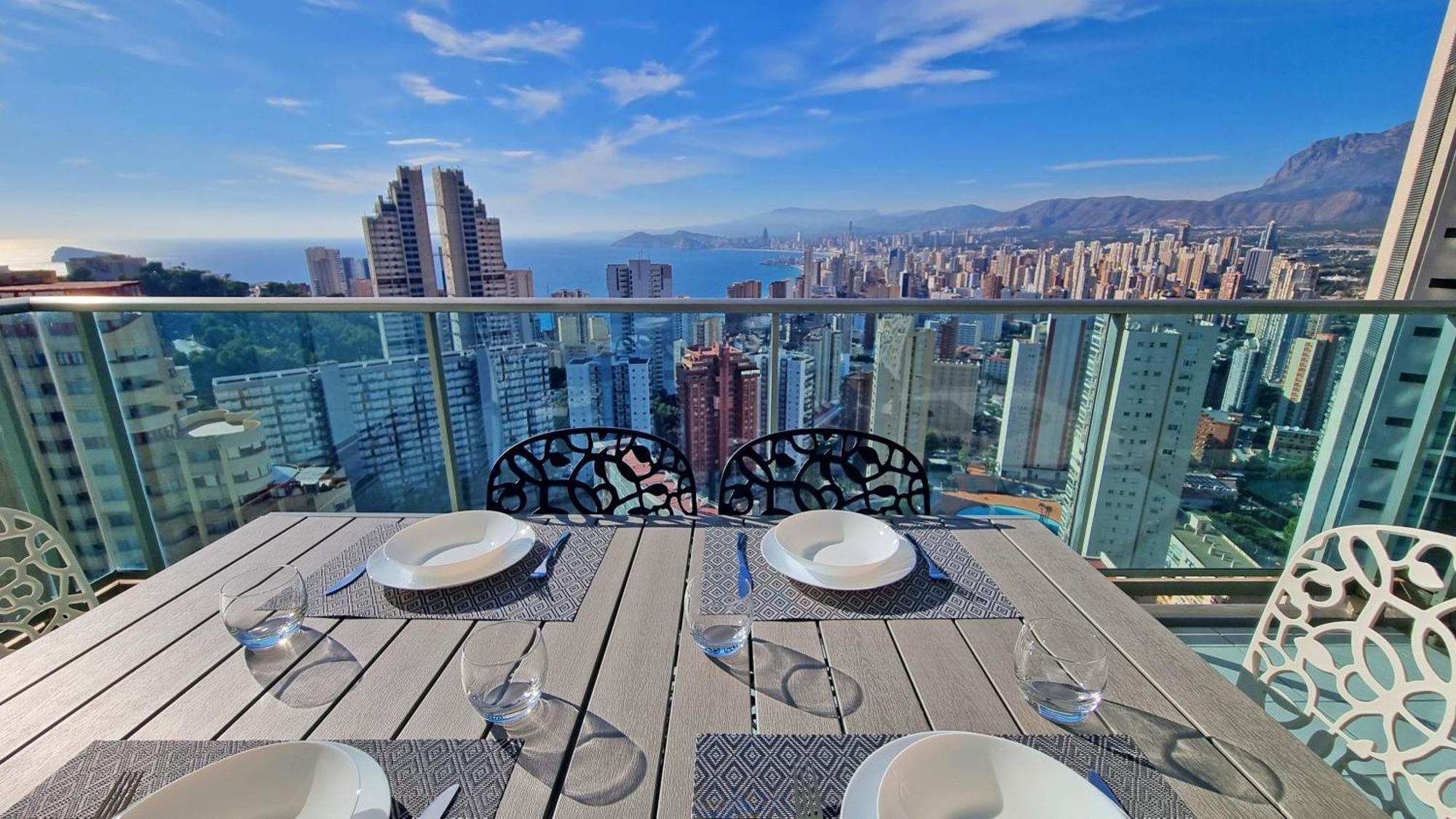 Skyline 18 Terraza Privada Con Impresionantes Vistas Al Mar Appartement Benidorm Buitenkant foto